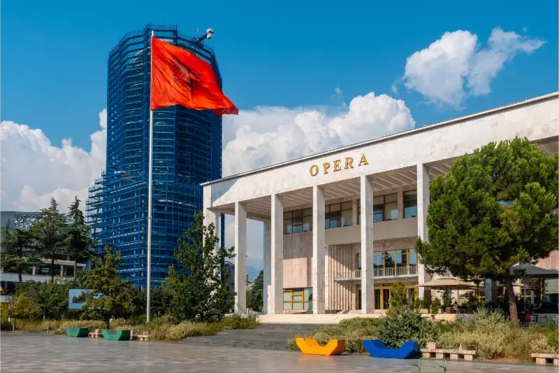 Skopje to Tirana: Direct Bus, Qafë Thanë Border, Day and Night Services